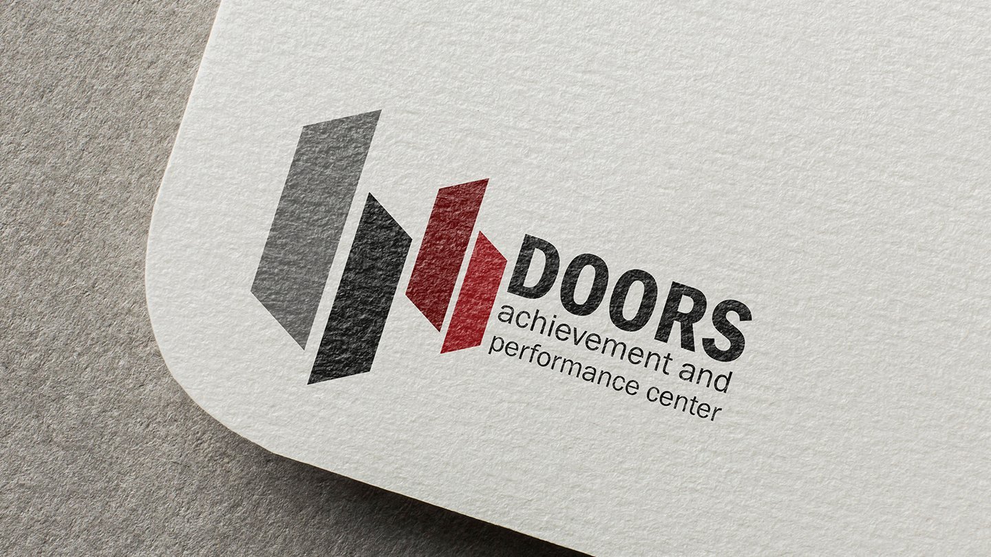 Doors Achievement & Performance Center: Logo, visual identity guidelines and social media for Doors, a learning centre preparing students for school certificate exams.