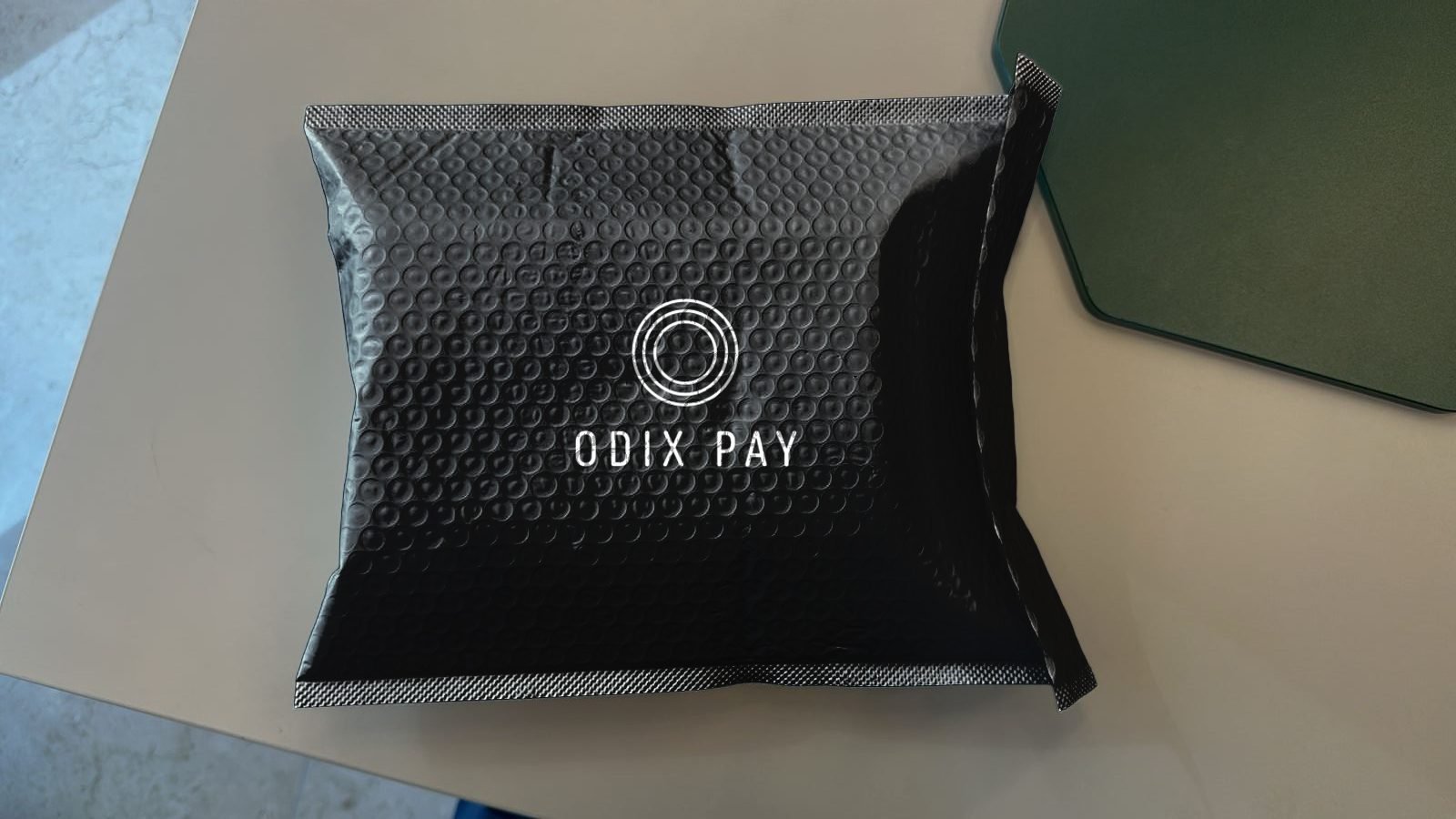 Odix Pay: Padded delivery bag