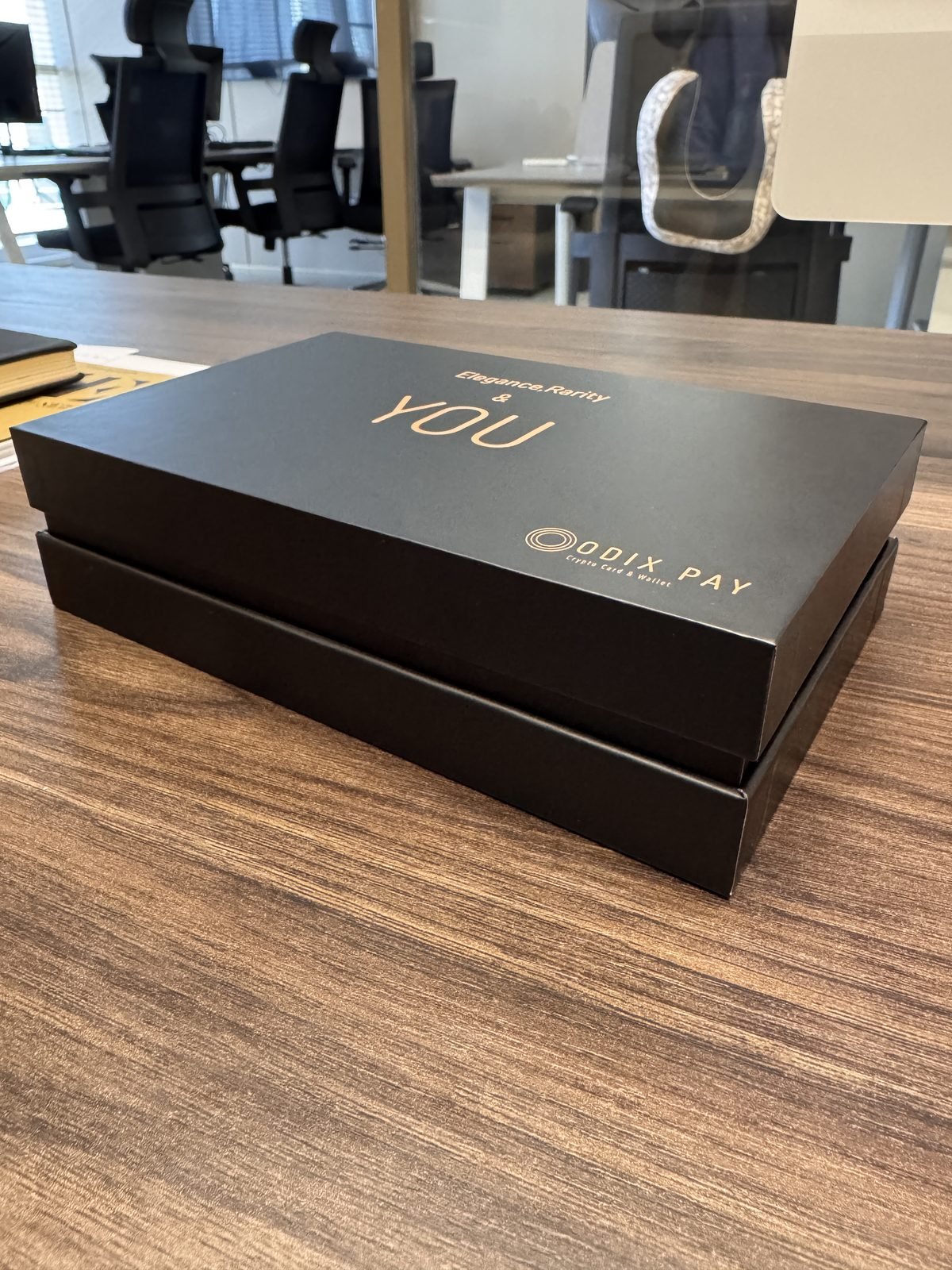 Odix Pay: The printed Diamond box on a desk